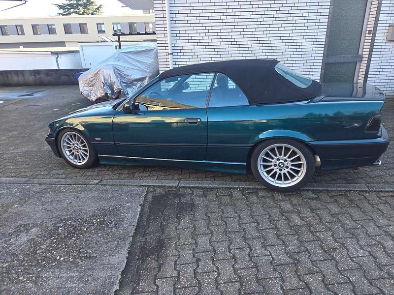 Gebraucht BMW 320 Cabriolet 150 PS (110 kW) 1998 Grün Cabrio