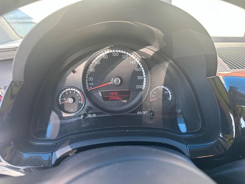 Gebraucht VW Polo 60 PS (44 kW) 2012 Rot Kleinwagen