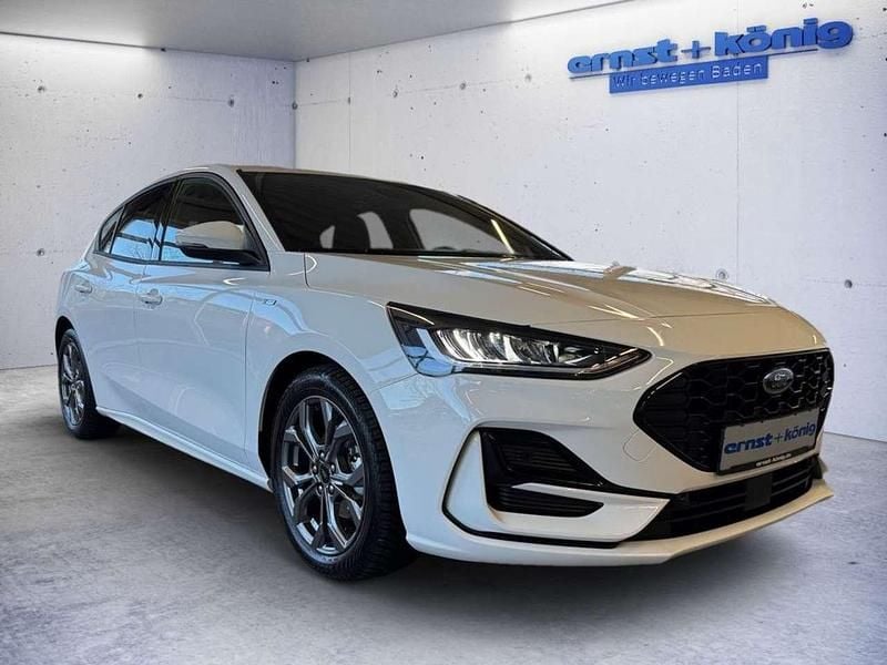 Usata Ford Focus ST-Line 155 CV (114 kW) 2024 Bianco Berlina
