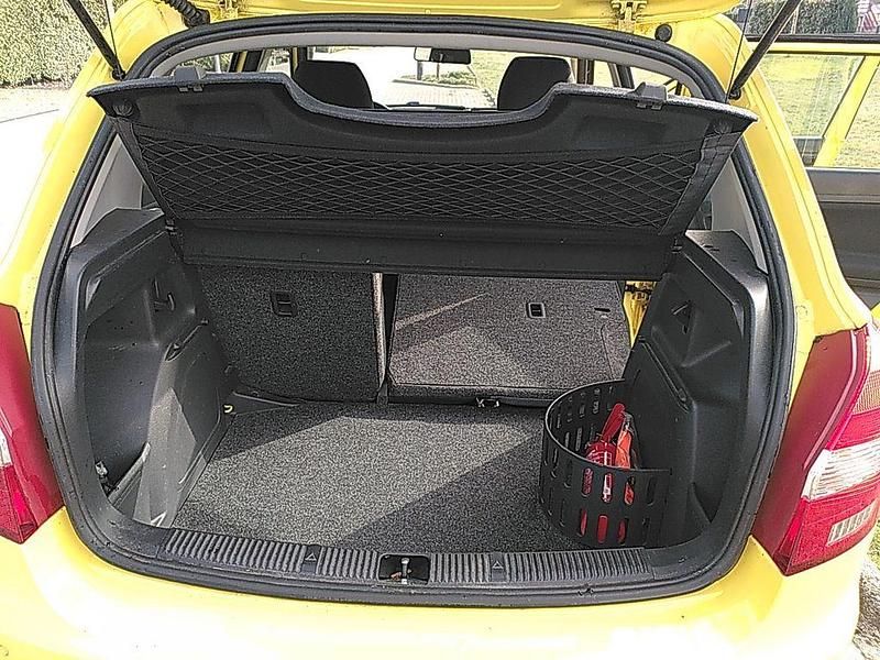 Gebraucht Skoda Fabia Elegance 86 PS (63 kW) 2012 Gelb Limousine