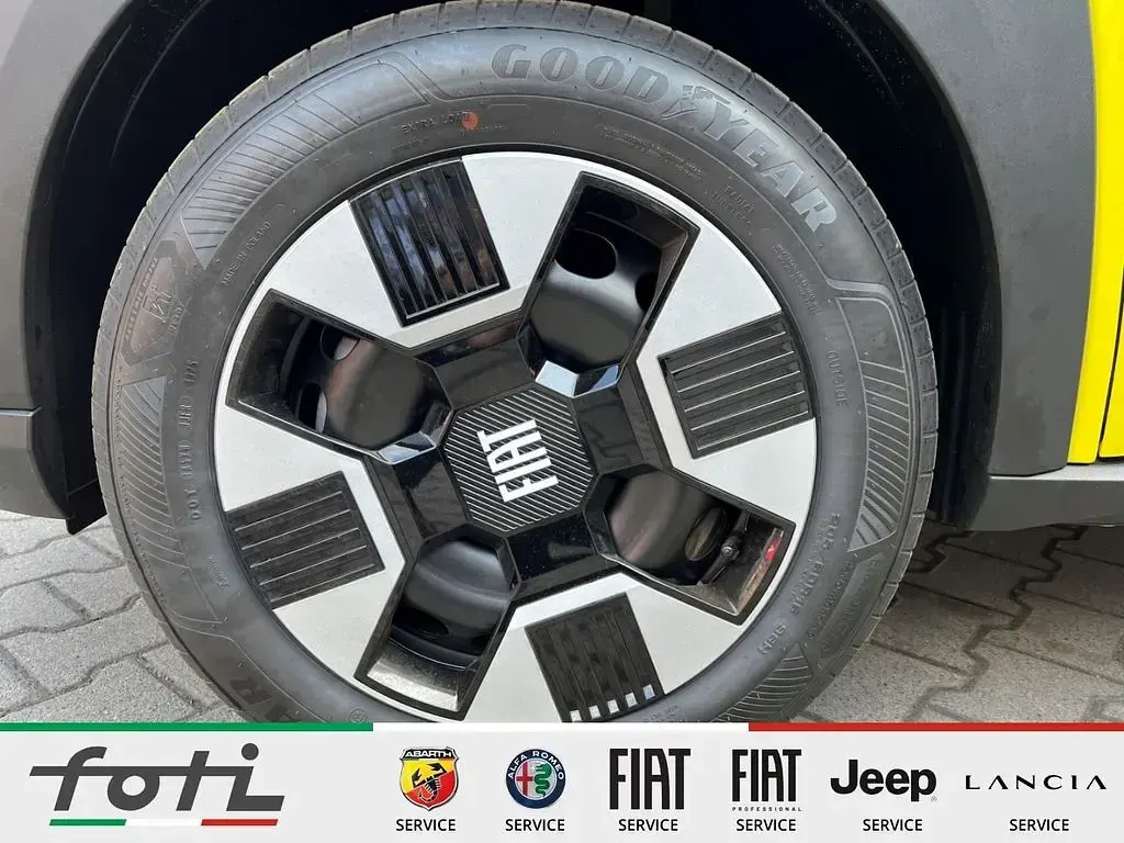 Neu Fiat Grande Panda Icon 101 PS (74 kW) 2026 Gelb Kleinwagen
