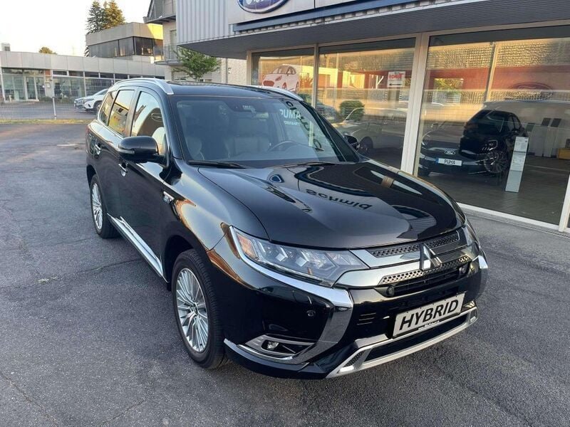 Schwarz Gebraucht 2019 Mitsubishi Outlander P-HEV Top SUV | 24.890 € (Fairer Preis) - Bild 1/4