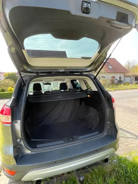 Gebraucht Ford Kuga Individual 150 PS (110 kW) 2014 Grau SUV