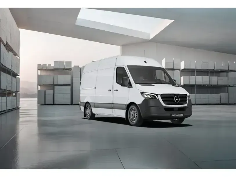 Gebraucht Mercedes Sprinter 190 PS (139 kW) 2025 Arktikweiß Van