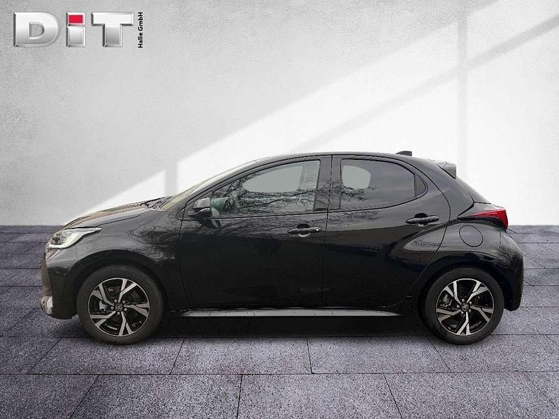 Gebraucht Toyota Yaris Hybrid 116 PS (85 kW) 2025 Mysticschwarz mica Kleinwagen