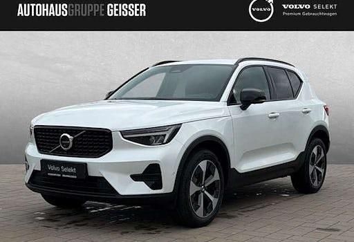 Gebraucht Volvo XC40 Plus 163 PS (119 kW) 2025 Weiß SUV