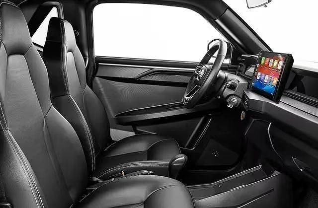 Nowe Ligier JS50 2025 Czarny Hatchback