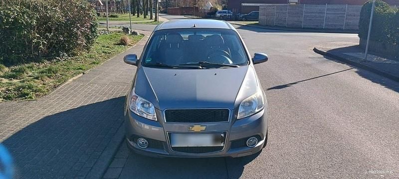 Gebraucht Chevrolet Aveo 101 PS (74 kW) 2009 Grau Kleinwagen