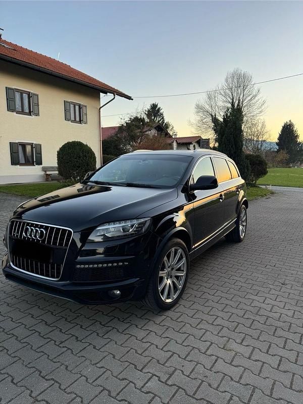 Schwarz Gebraucht 2015 Audi Q7 SUV | 19.800 € (Guter Preis) - Bild 1/4