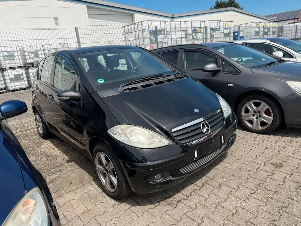 Gebraucht Mercedes A150 Elegance 96 PS (70 kW) 2005 Schwarz Limousine