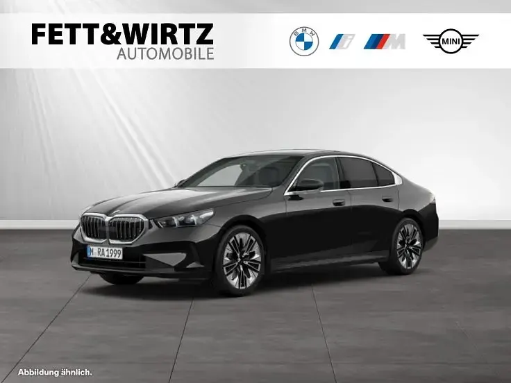 Gebraucht BMW 540 Sport Line 303 PS (222 kW) 2024 Limousine