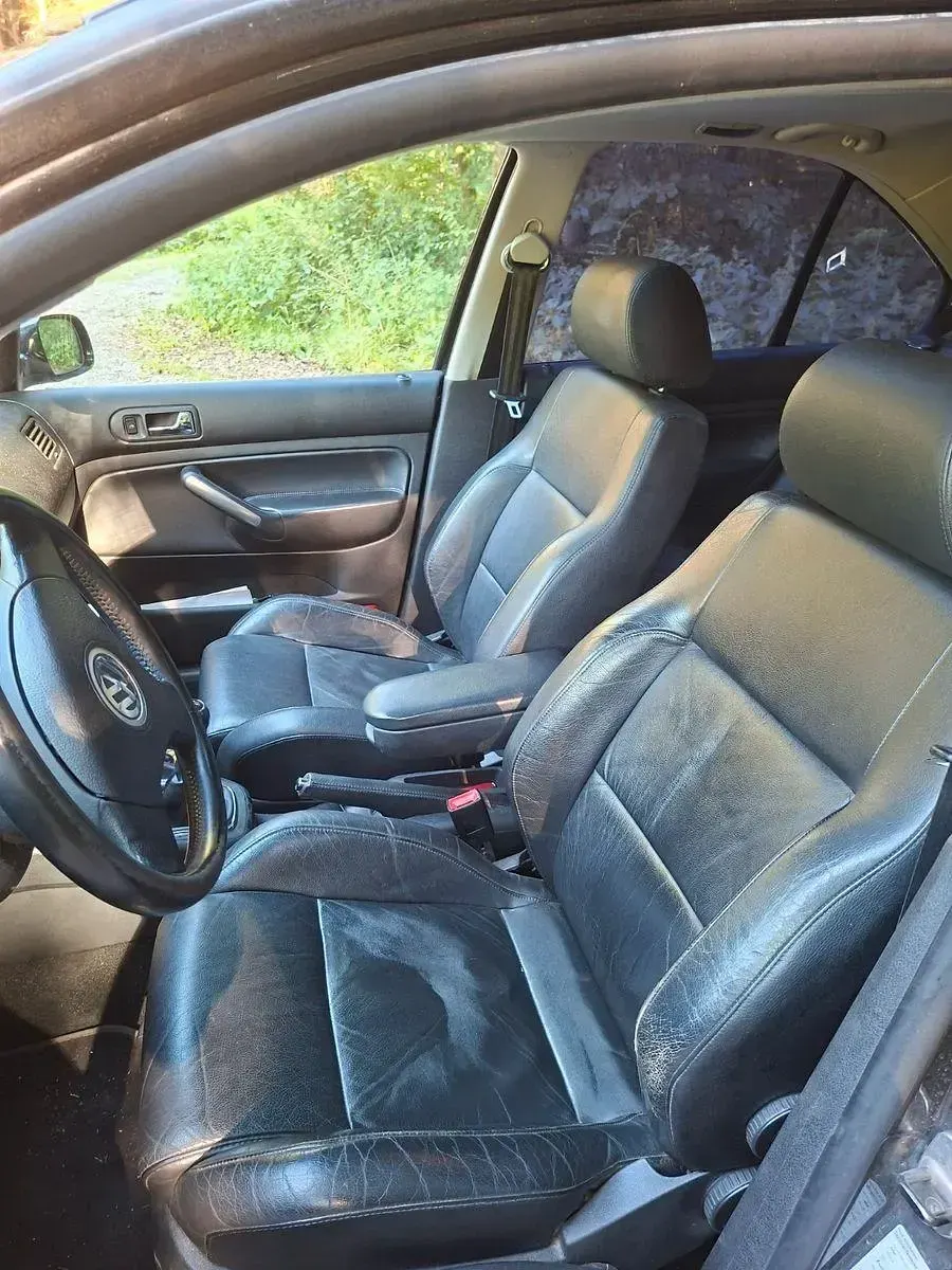 Gebraucht VW Bora GT 150 PS (110 kW) 2004 Schwarz Limousine
