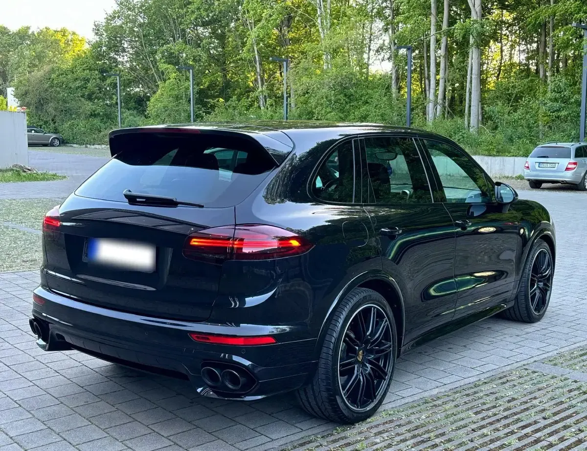 Gebraucht Porsche Cayenne 441 PS (324 kW) 2015 Schwarz SUV
