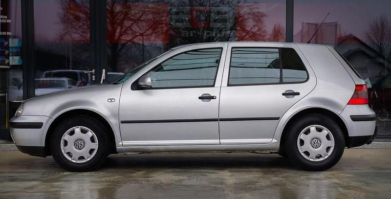 Gebraucht VW Golf IV Basis 75 PS (55 kW) 2001 Silber Limousine