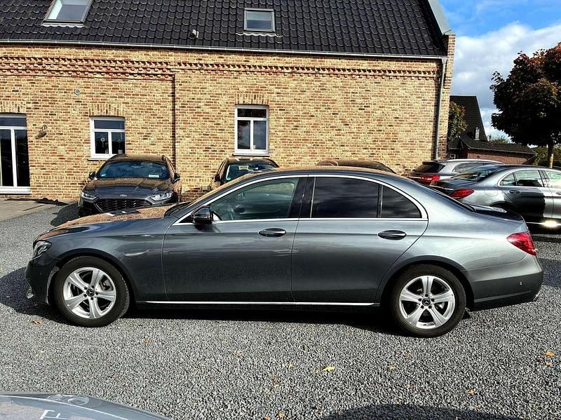 Gebraucht Mercedes E200 Avantgarde 184 PS (135 kW) 2018 Selenitgrau Limousine