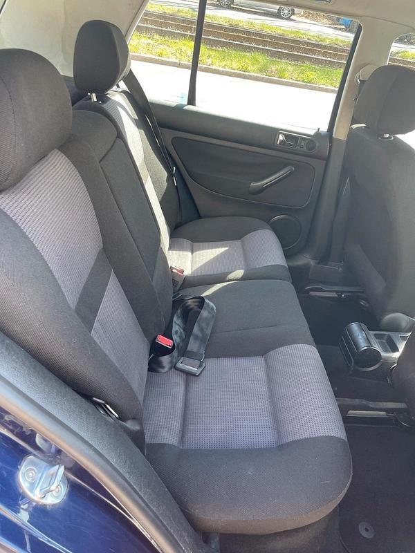 Gebraucht VW Golf IV Edition 75 PS (55 kW) 2000 Blau Limousine