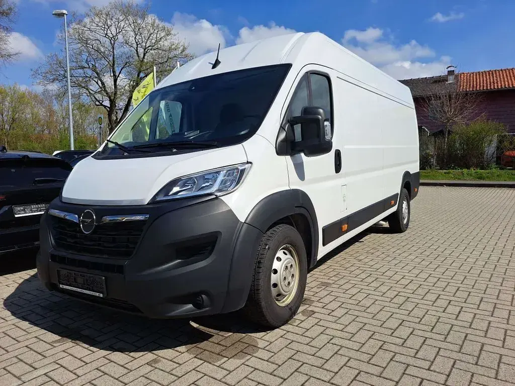 Gebraucht Opel Movano 166 PS (122 kW) 2024 Weiß Van