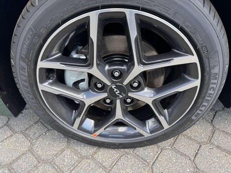 Neu Kia Ceed Sportswagon Plus 140 PS (102 kW) 2025 Grün Kombi