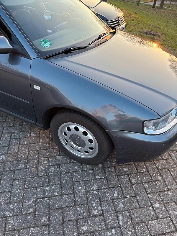 Brugt Audi A3 102 HK (75 kW) 2002 Grå Hatchback