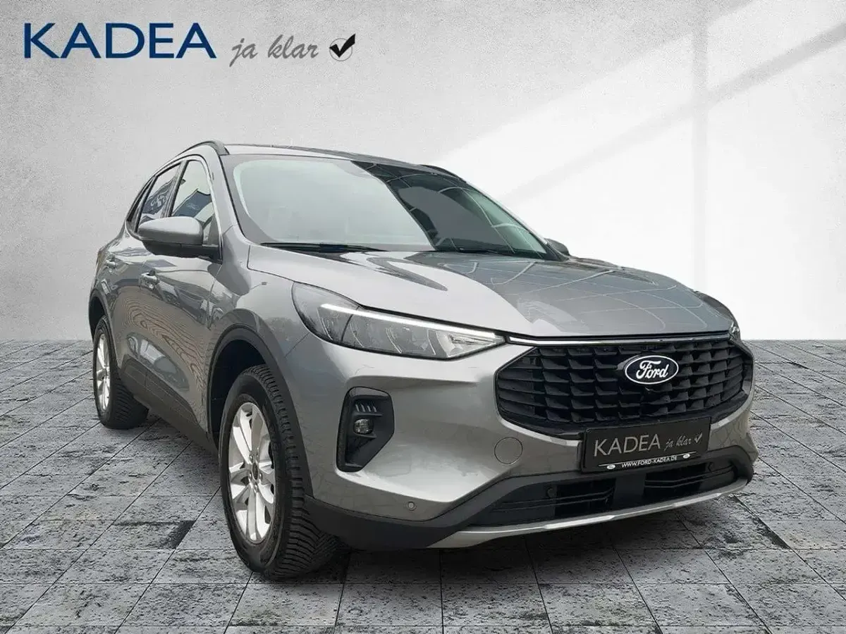 Neu Ford Kuga Titanium 179 PS (131 kW) 2026 Solar silver SUV