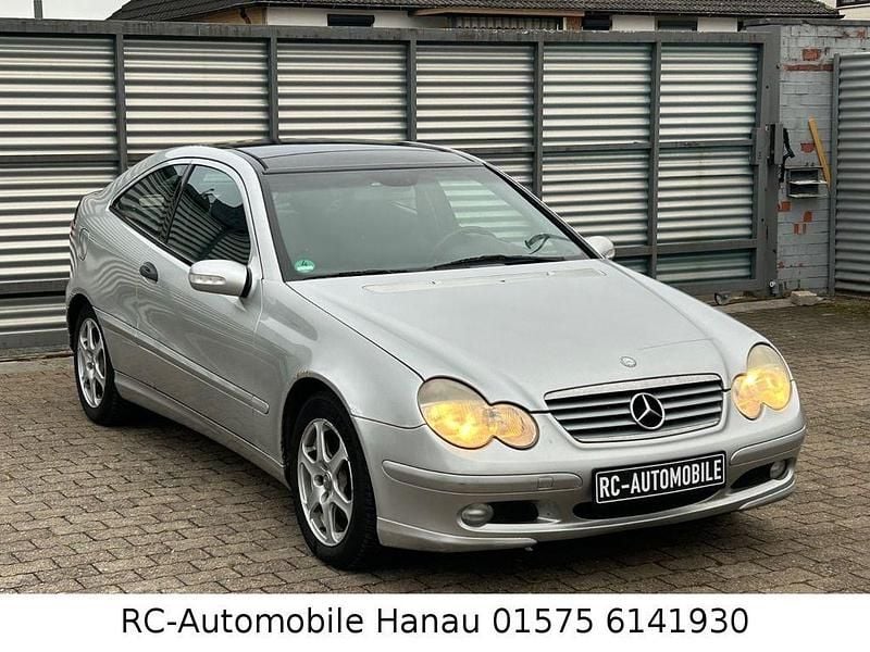 Gebraucht Mercedes C200 163 PS (119 kW) 2001 Silber Coupé