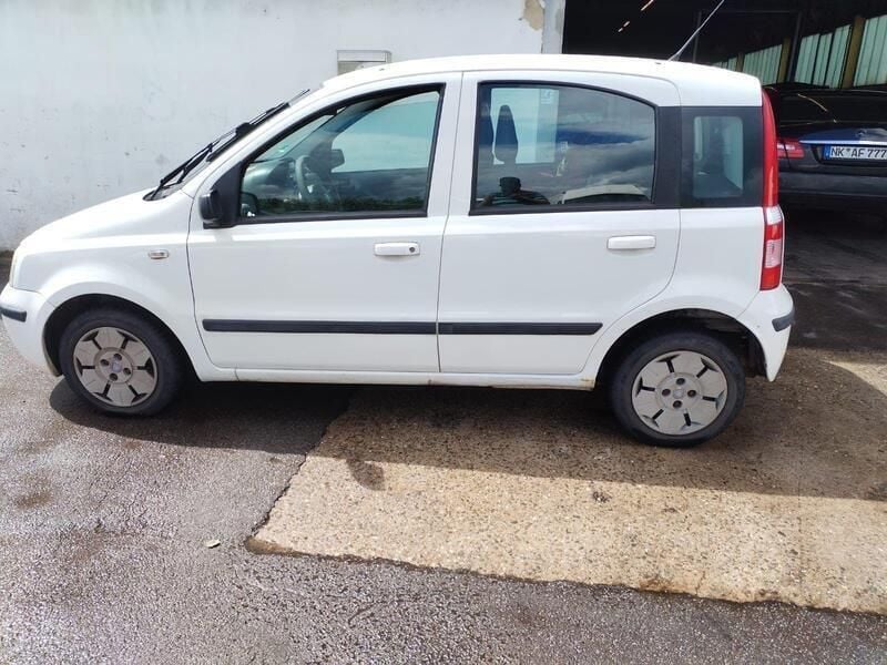 Weiß Gebraucht 2009 Fiat Panda Kleinwagen | 600 € - Bild 1/4