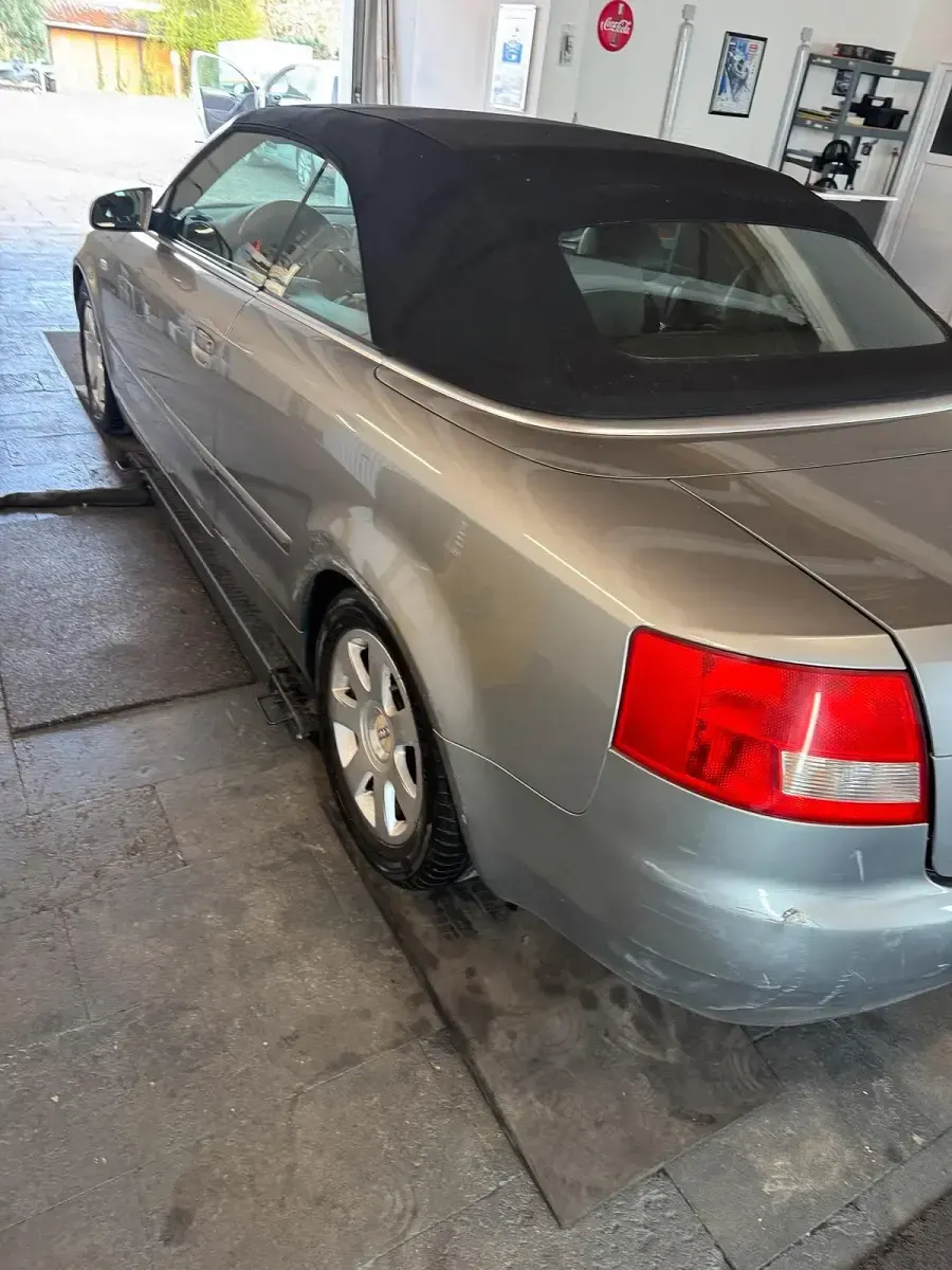 Gebraucht Audi A4 Cabriolet 163 PS (119 kW) 2003 Grau Cabrio