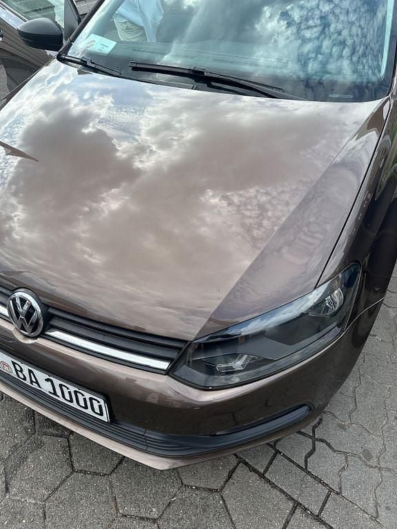 Braun Gebraucht 2014 VW Polo Trendline Kleinwagen | 3.500 € (Superpreis) - Bild 1/4