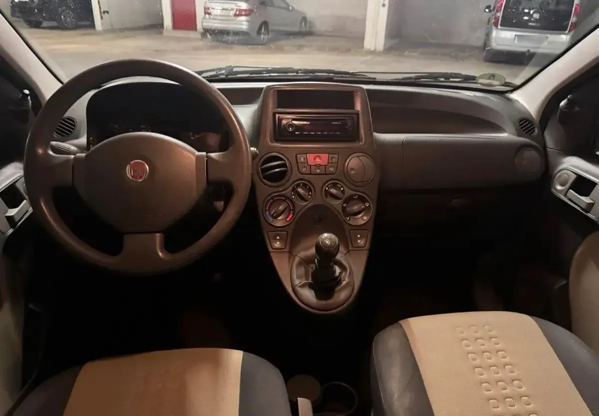 Gebraucht Fiat Panda 60 PS (44 kW) 2009 Rot Kleinwagen