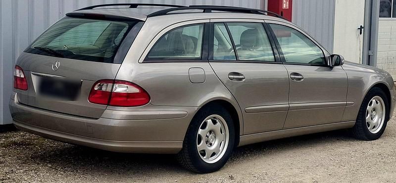 Gebraucht Mercedes E280 190 PS (139 kW) 2005 Kombi
