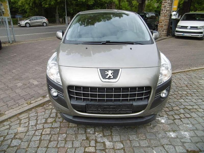 Gebraucht Peugeot 3008 Premium 156 PS (114 kW) 2013 Vapor grey SUV