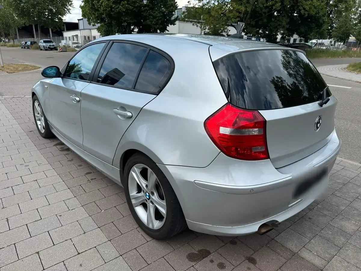 Gebraucht BMW 118 143 PS (105 kW) 2007 Silber Kleinwagen