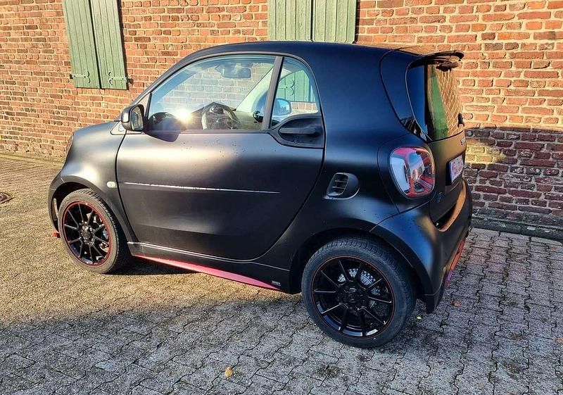 Gebraucht Smart ForTwo Coupé Brabus 60 kW (82 PS) 2021 Schwarz Kleinwagen