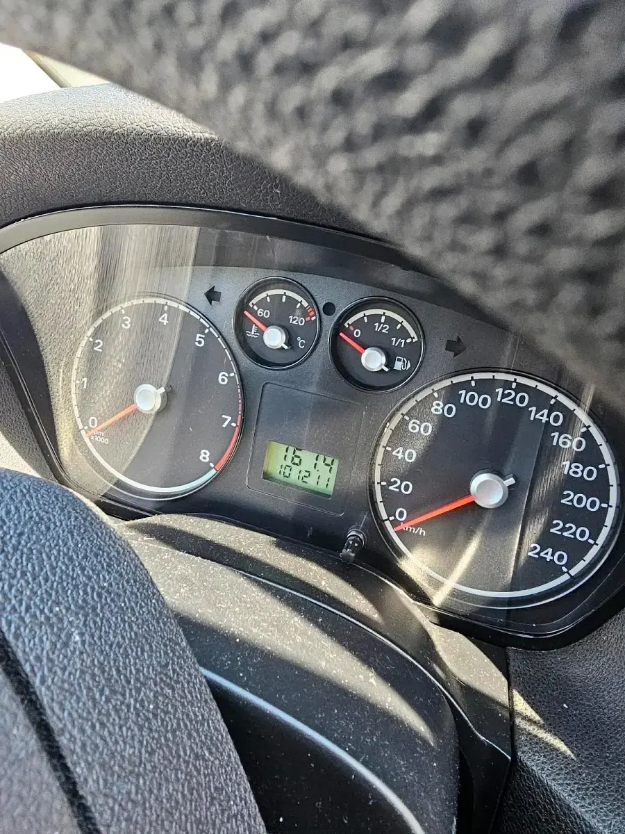 Second-hand Ford Focus 101 CP (74 kW) 2006 Bej Berlinǎ