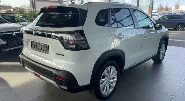Gebraucht Suzuki SX4 S-Cross Comfort 110 PS (80 kW) 2025 Weiß metallic SUV