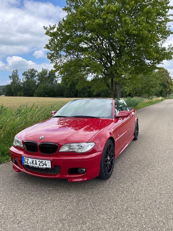 Rot Gebraucht 2004 BMW 320 Cabriolet M Sport Cabrio | 15.999 € - Bild 1/4