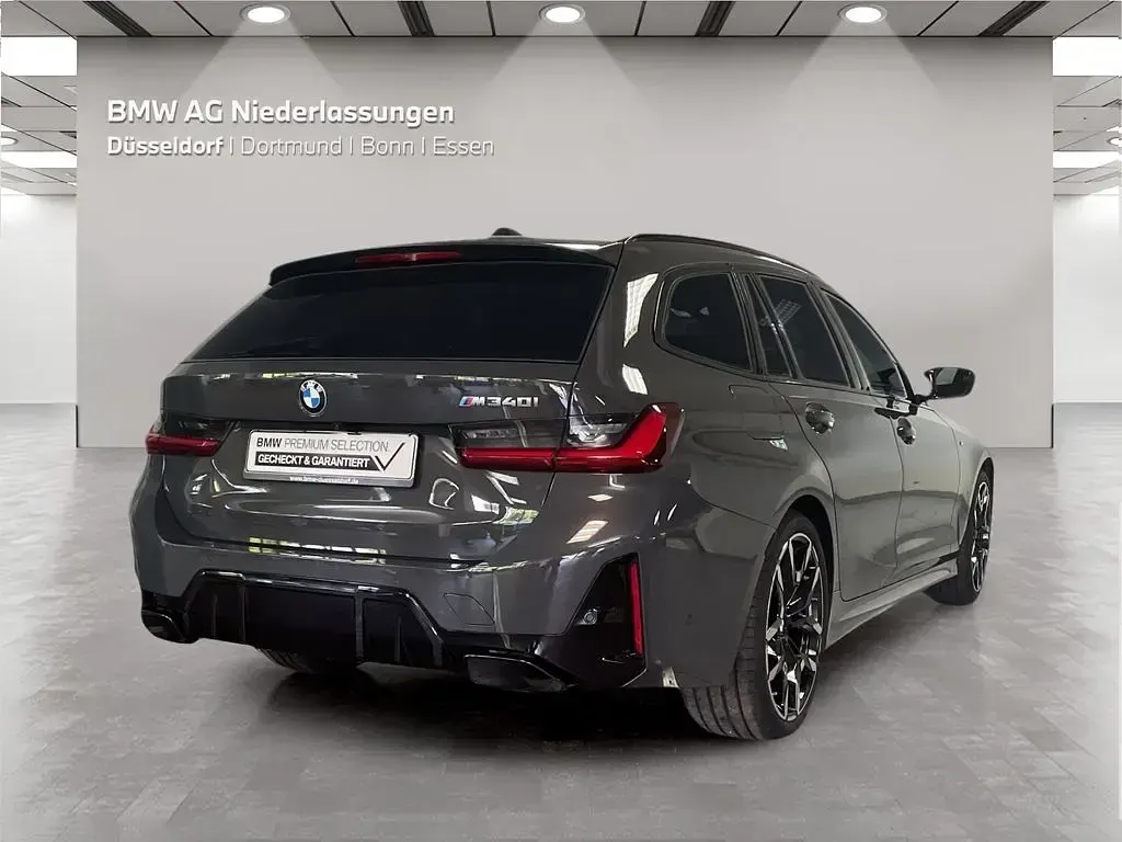 Gebraucht BMW M340 M Sport 387 PS (284 kW) 2025 Grau Kombi