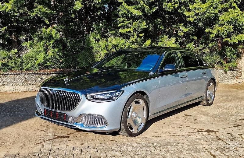 Silber Gebraucht 2022 Mercedes S680 Maybach Limousine | 148.500 € (Guter Preis) - Bild 1/4