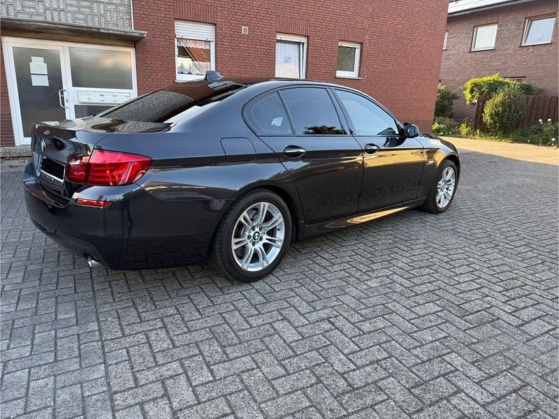 Gebraucht BMW 535 Sport Line 306 PS (225 kW) 2012 Schwarz Limousine