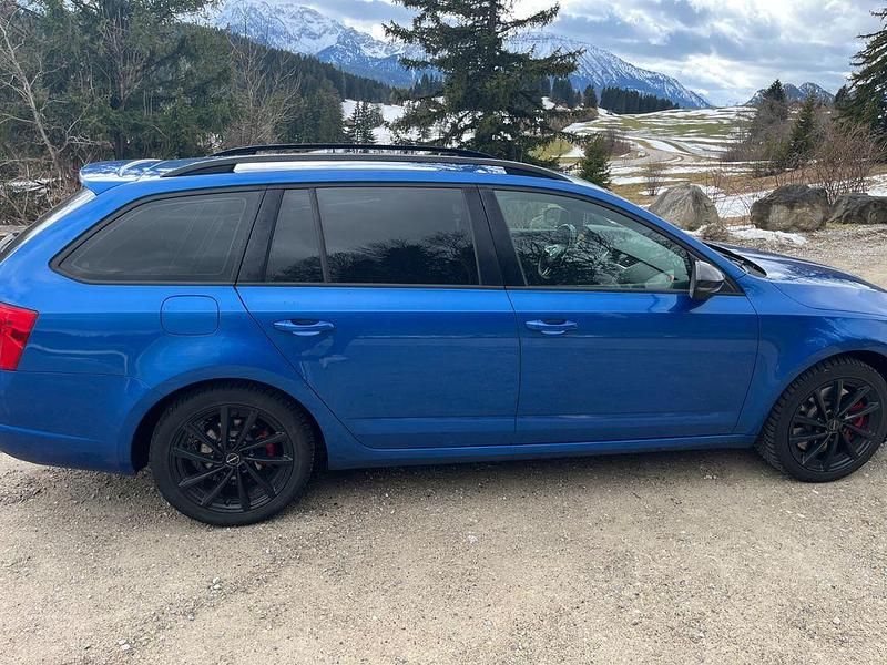 Gebraucht Skoda Octavia RS 184 PS (135 kW) 2016 Blau Kleinwagen