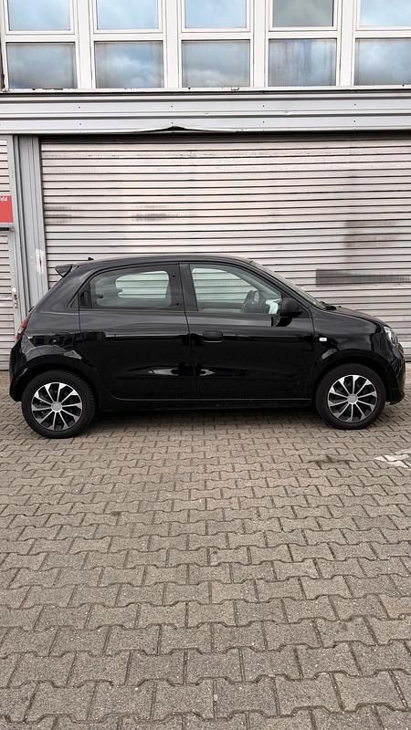 Gebraucht Renault Twingo Expression 71 PS (52 kW) 2015 Schwarz Kleinwagen