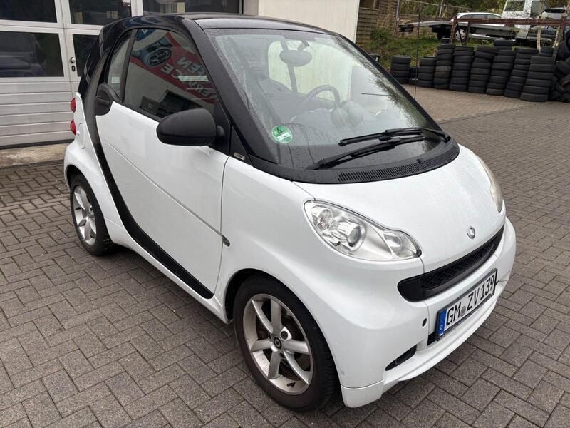 Schwarz Gebraucht 2010 Smart ForTwo Coupé Pulse Coupé | 3.700 € (Guter Preis) - Bild 1/4