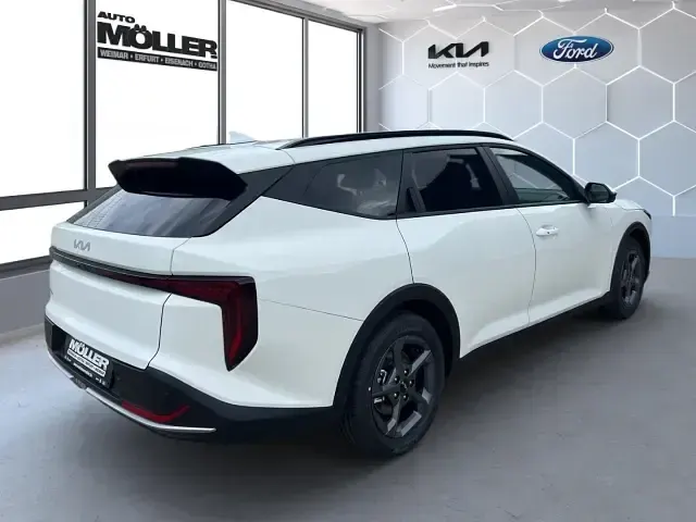 Neu Kia K4 Vision 150 PS (110 kW) 2026 Schneeweiß Kombi