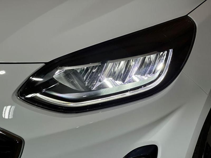 Gebraucht Ford Fiesta Titanium 125 PS (91 kW) 2022 Weiss Kleinwagen