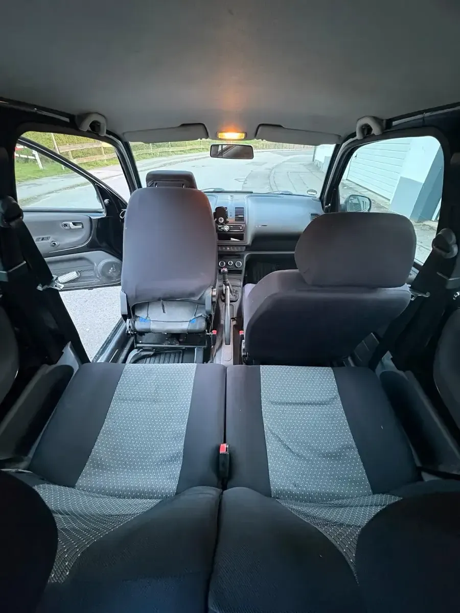 Brugt VW Lupo 50 HK (36 kW) 1999 Sort Hatchback