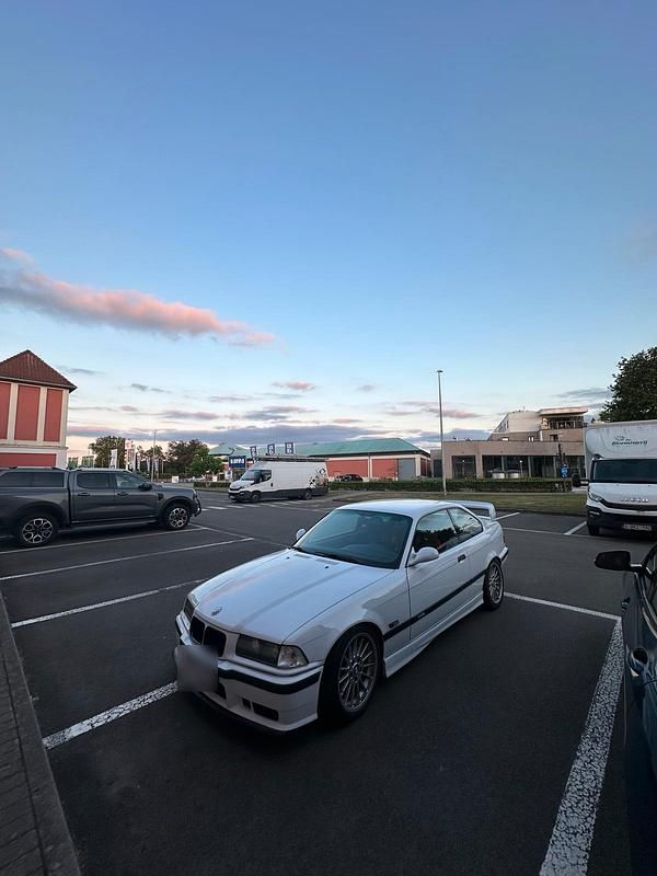 Second-hand BMW 328 245 CP (180 kW) 1995 Alb Coupe