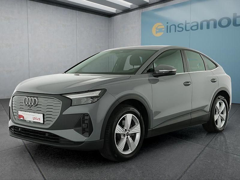Grau Gebraucht 2023 Audi Q4 Sportback e-tron SUV | 28.099 € (Fairer Preis) - Bild 1/4