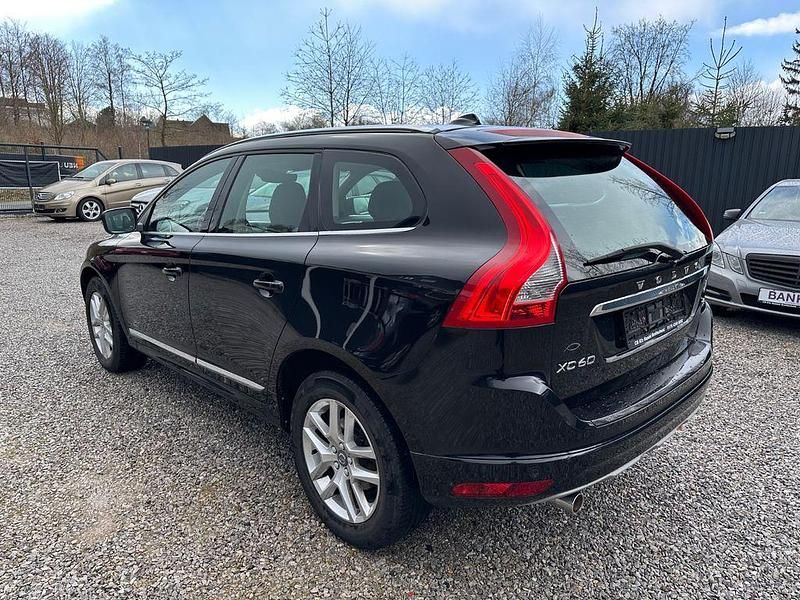 Gebraucht Volvo XC60 150 PS (110 kW) 2017 Schwarz SUV
