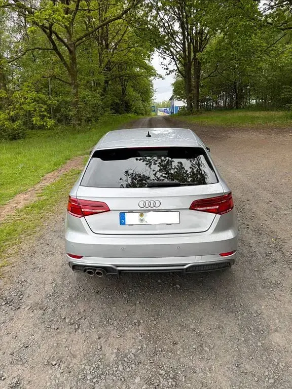 Używany Audi A3 S-Line 150 KM (110 kW) 2019 Srebrny Sedan/Limuzyna