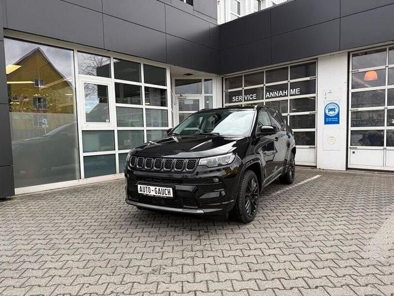 Gebraucht Jeep Compass 131 PS (96 kW) 2023 Schwarz SUV